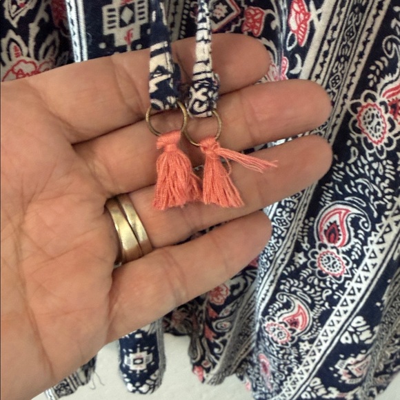 Angie Floral Navy and Pink Top - Picture 5 of 6